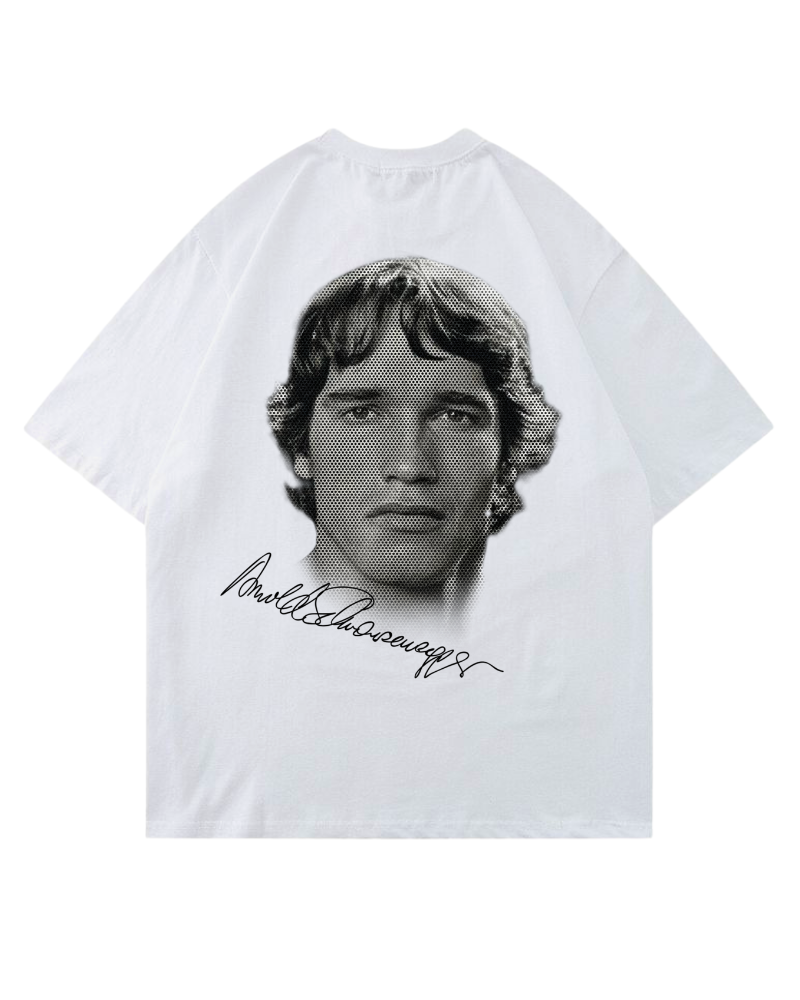 Arnold Schwarzenegger | Oversized shirt