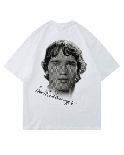 Arnold Schwarzenegger | Oversized shirt
